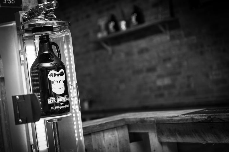 Four Benefits of Branded Growlers for Your Craft Beer